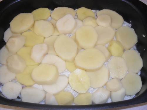 Индейка с картофелем запеченные под сливочно-грибным соусом Aa746a8bb05616df4ef41e22d7473e73