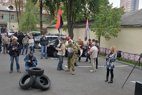 Активісти провели автопробіг на підтримку негайної люстрацію корумпованих суддів