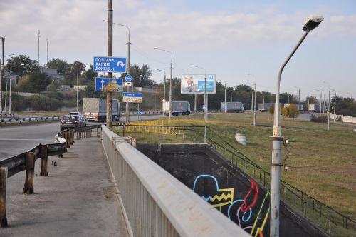 До кінця жовтня на Донбас доставлять 500 тис. продуктових наборів у рамках гуманітарного рейсу Ахметова