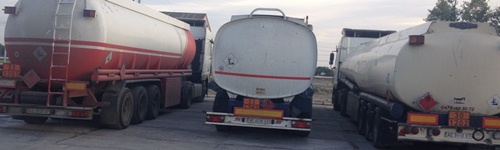 Міліція попередила спробу контрабандного вивезення нафтопродуктів Курченко