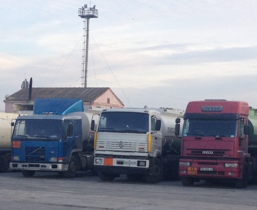 Міліція попередила спробу контрабандного вивезення нафтопродуктів Курченко