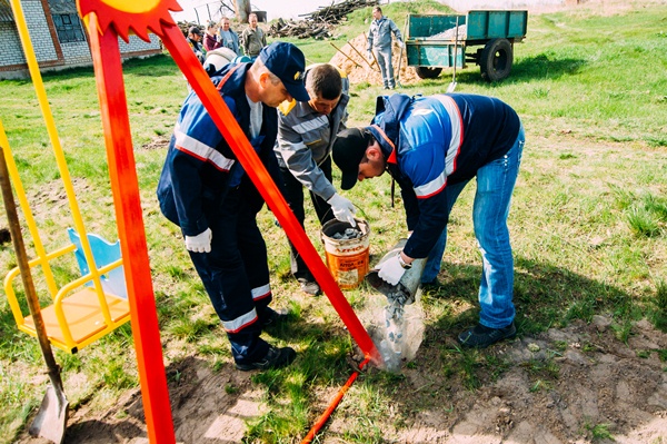 На ежегодную акцию &quot;Чистый город&quot; вышли 7 тысяч волонтеров ДТЭК