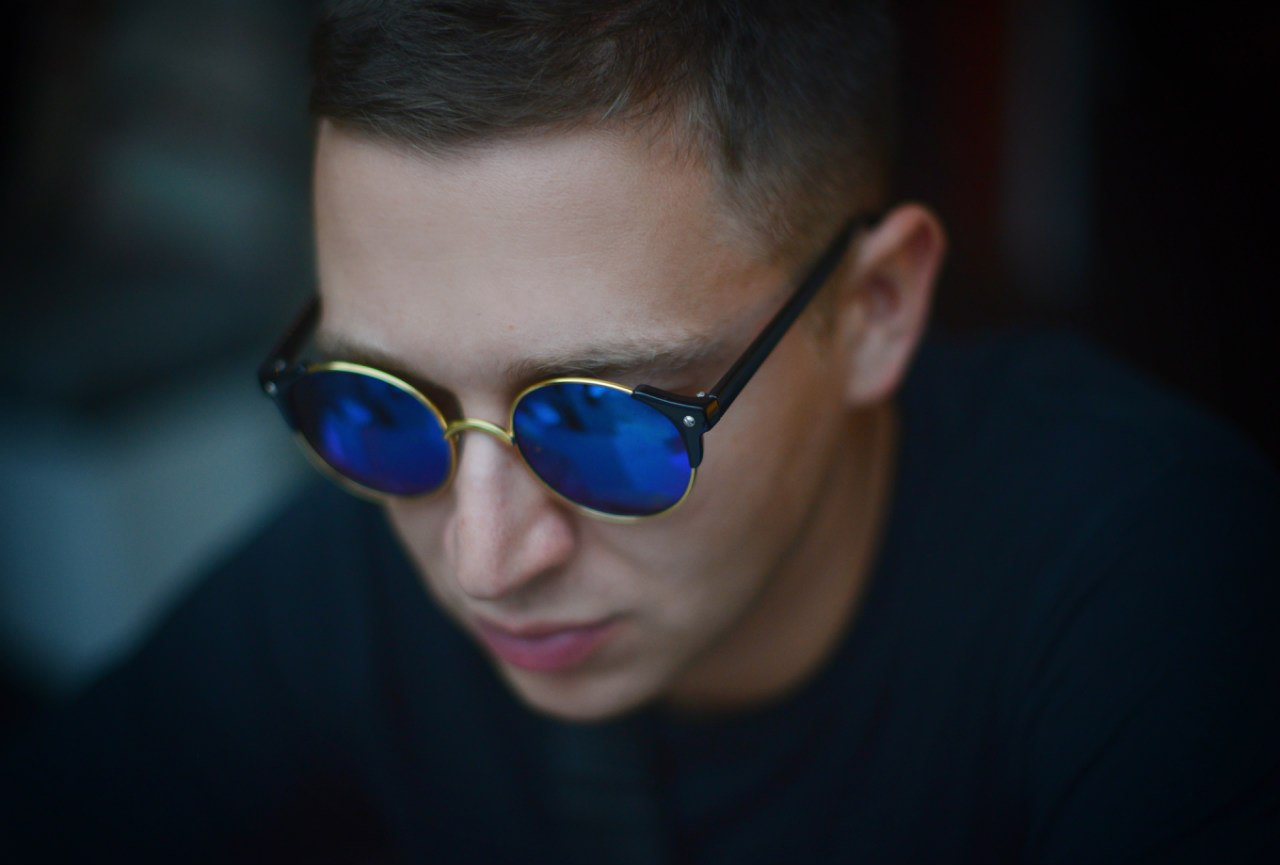 очки для зрения с толстыми линзами. очки gargoyles terminator. очки как у дк. очки пришельца. андрей пирокинезис.