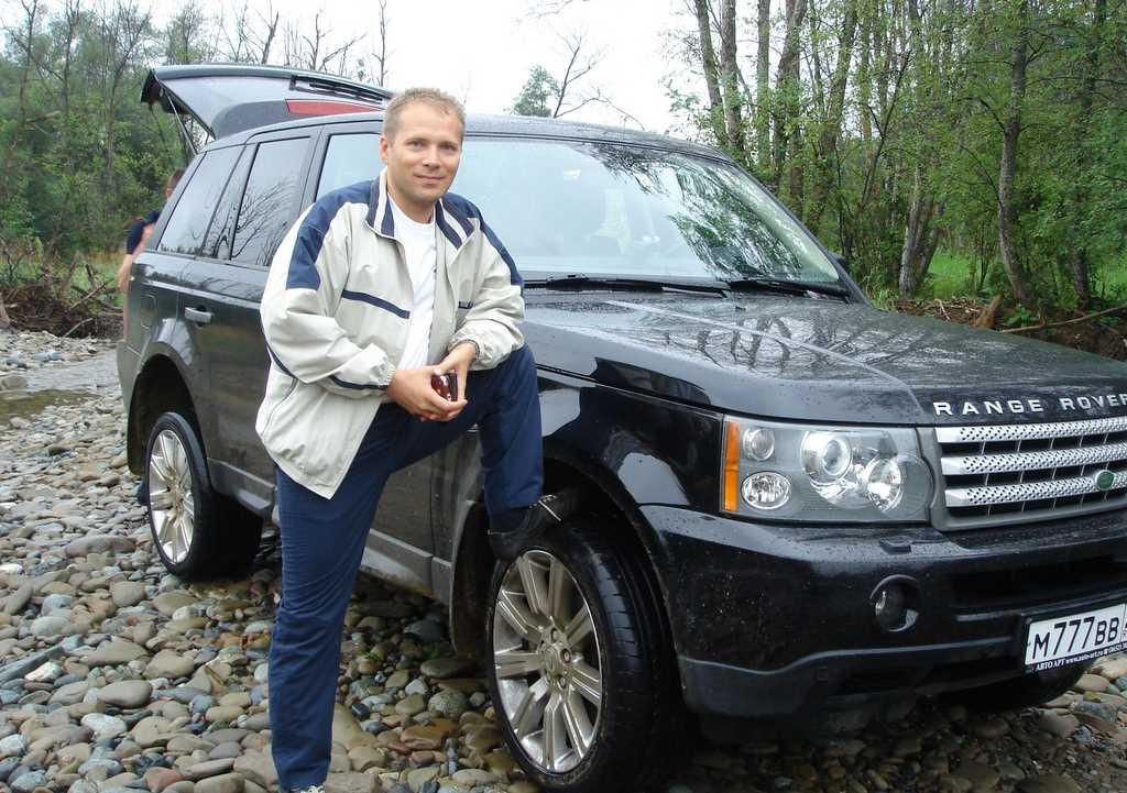 Владельцы range rover. Владелец Рендж Ровер. Рабинович Евгений Land Rover. Захаров Сергей Land Rover. Скоробогатько ленд Ровер.