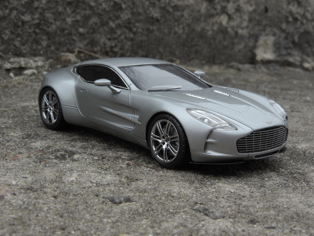 Aston Martin one 77