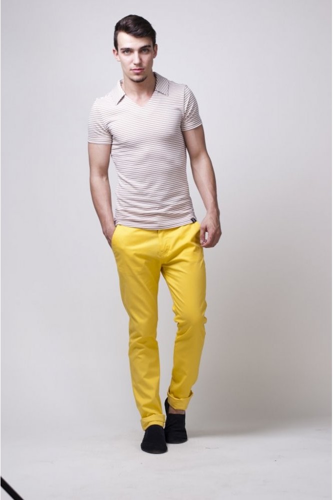 Желтые брюки с чем носить мужчинам